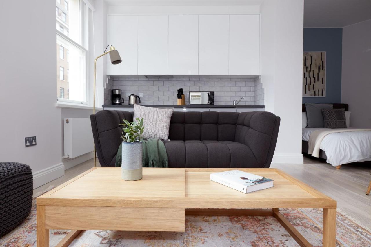 4vh Virginia House, 31 Bloomsbury Way By Living Ferienhaus London